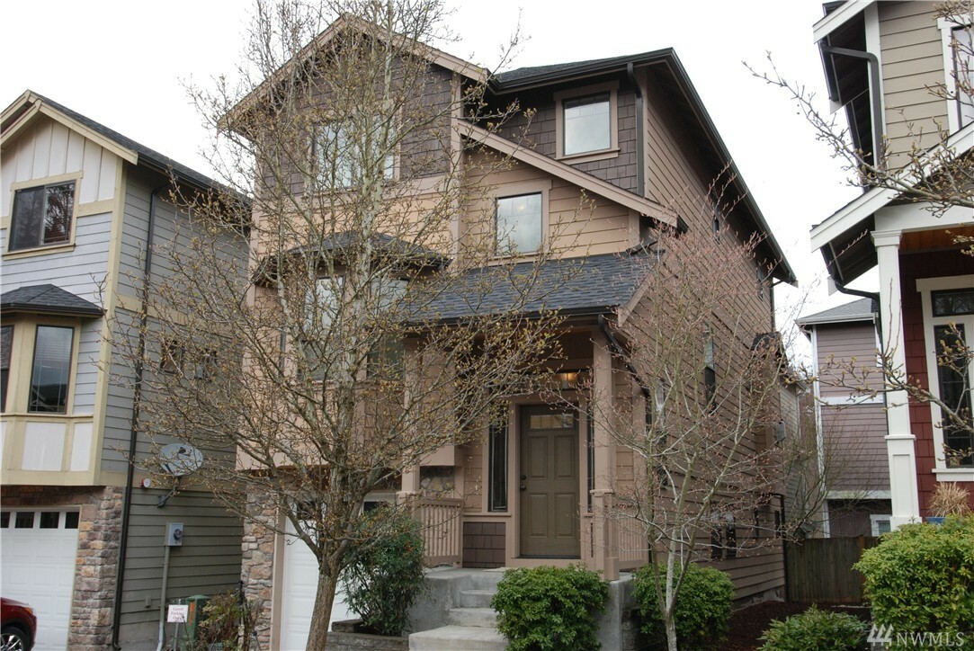 Property Photo:  1817 95 St SW  WA 98204 