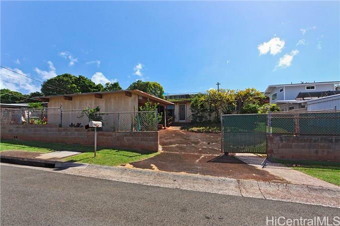 Property Photo: 1577 Hoolehua Street HI 96782