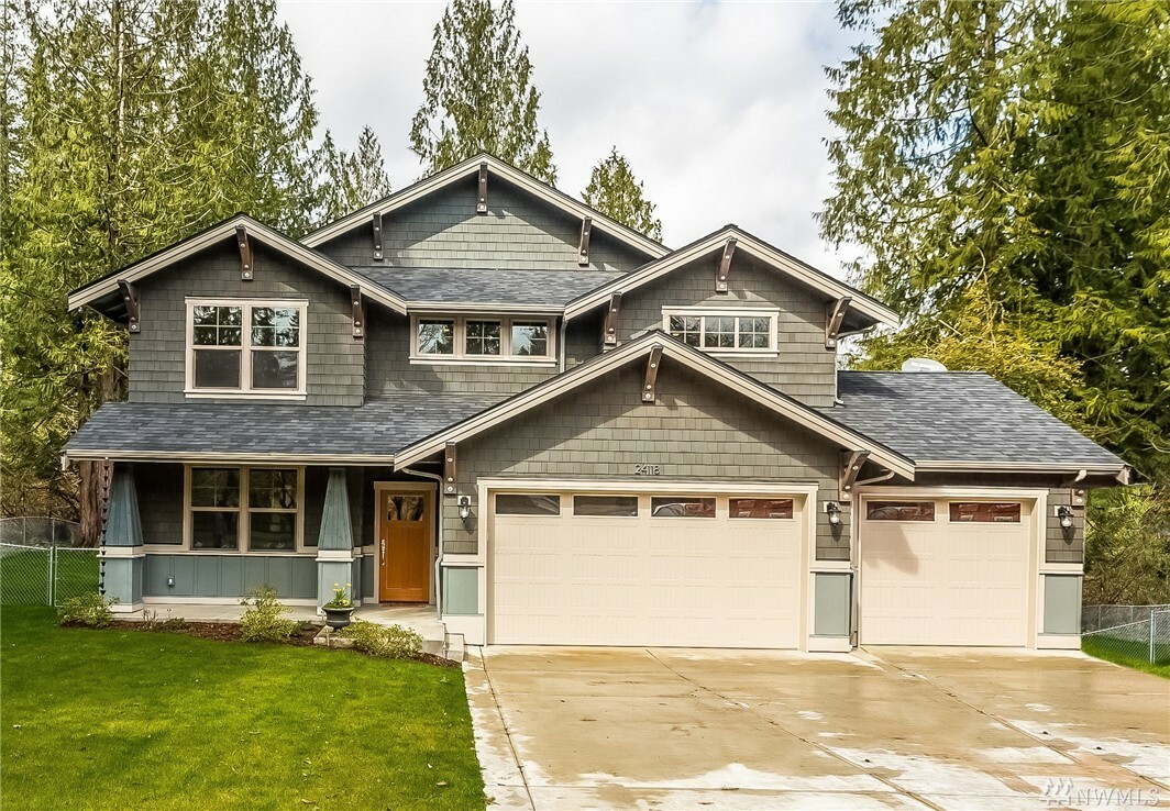 Property Photo:  24118 SE 238th St  WA 98038 