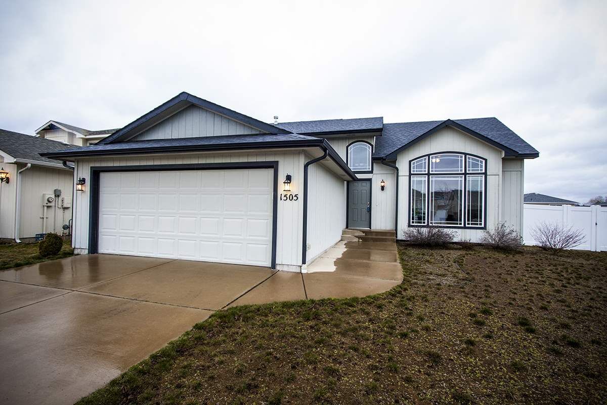 Property Photo: 1505 E Houghton Ct WA 99217