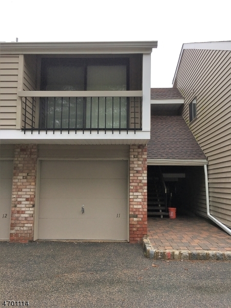 Property Photo:  11 Westway  NJ 08809 