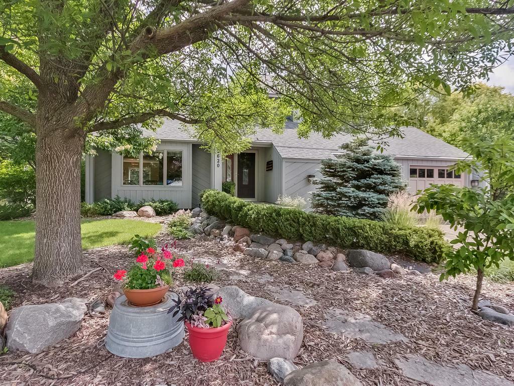 Property Photo: 3620 Ximines Lane N MN 55441
