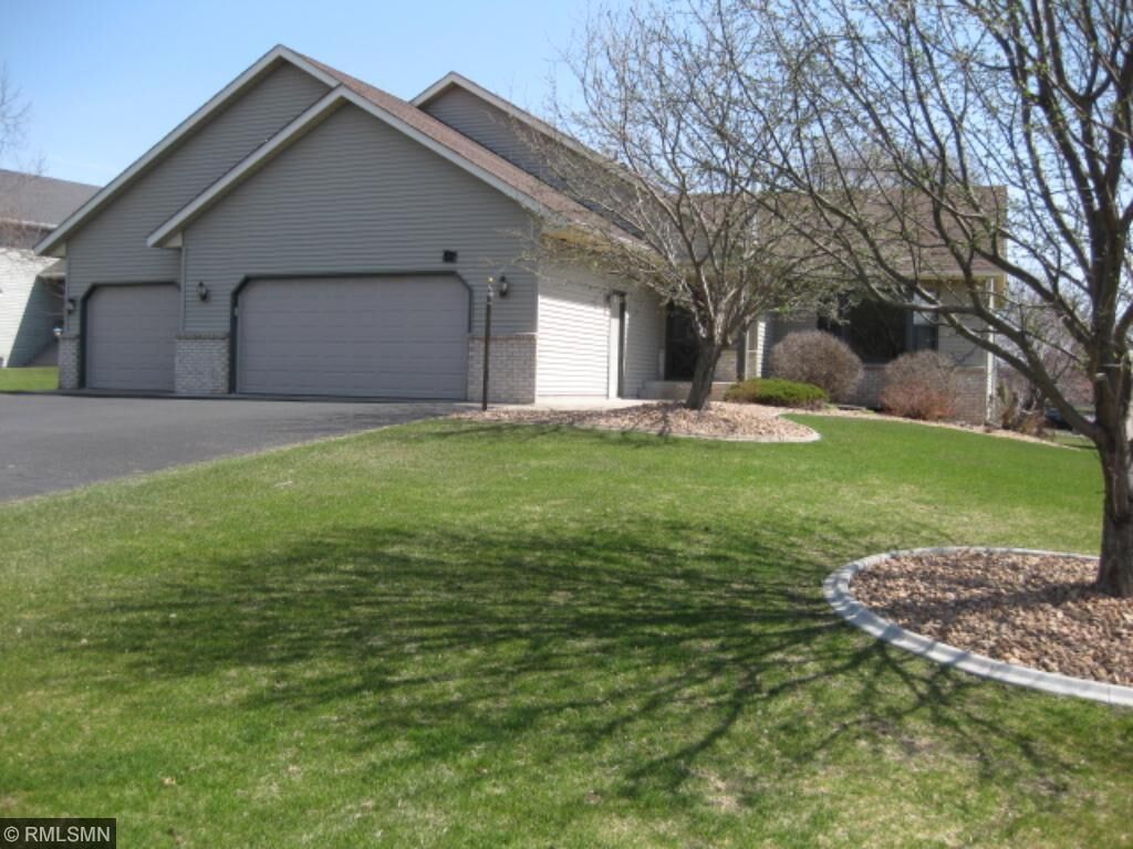 Property Photo:  102 Mitchells Court  MN 55115 