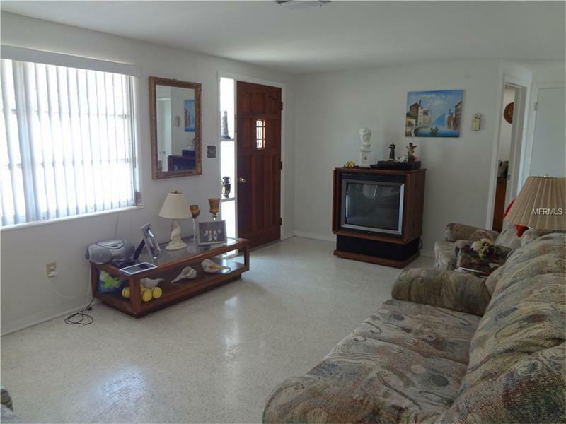 Property Photo:  1523 Derrick Street  FL 34690 