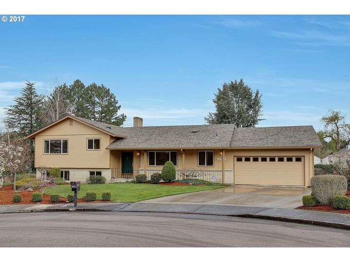 8665 SW Laurel Leaf Ln  Portland OR 97225 photo