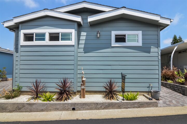 Property Photo:  444 N El Camino Real 16  CA 92024 