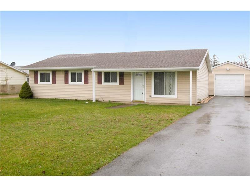 Property Photo: 211 Sherwood Dr PA 16066