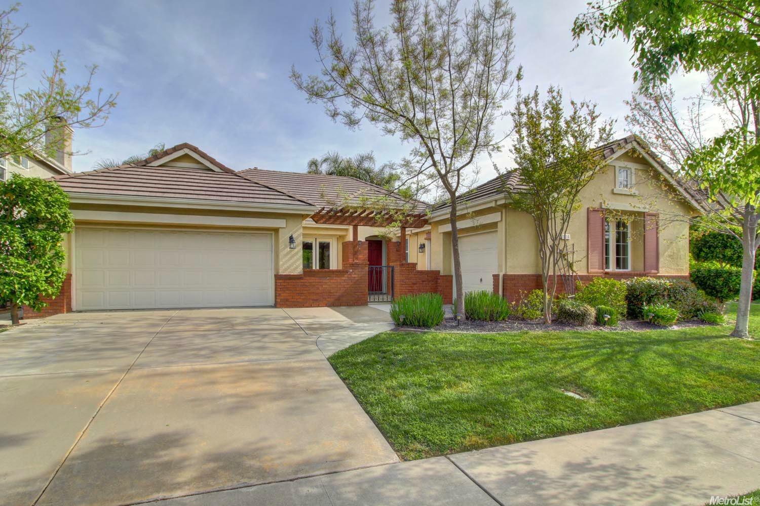 Property Photo:  1814 Chinook Road  CA 95691 