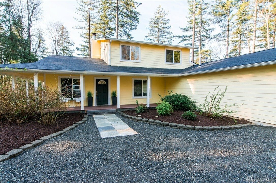 Property Photo:  1537 H Street Rd  WA 98230 