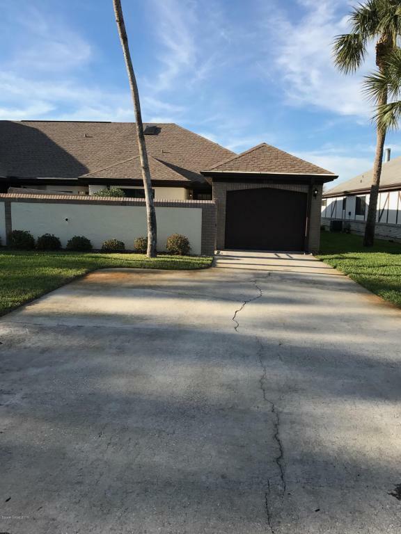 Property Photo:  2132 Kings Cross  FL 32796 