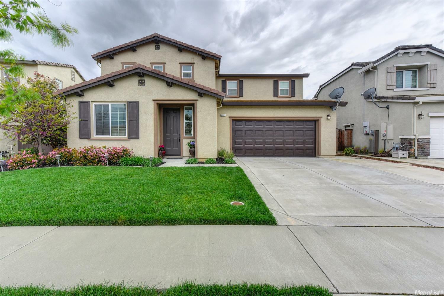 Property Photo:  2304 Raindance Drive  CA 95747 