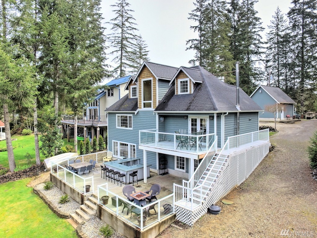 Property Photo:  3013 E Mason Lake Dr E  WA 98584 