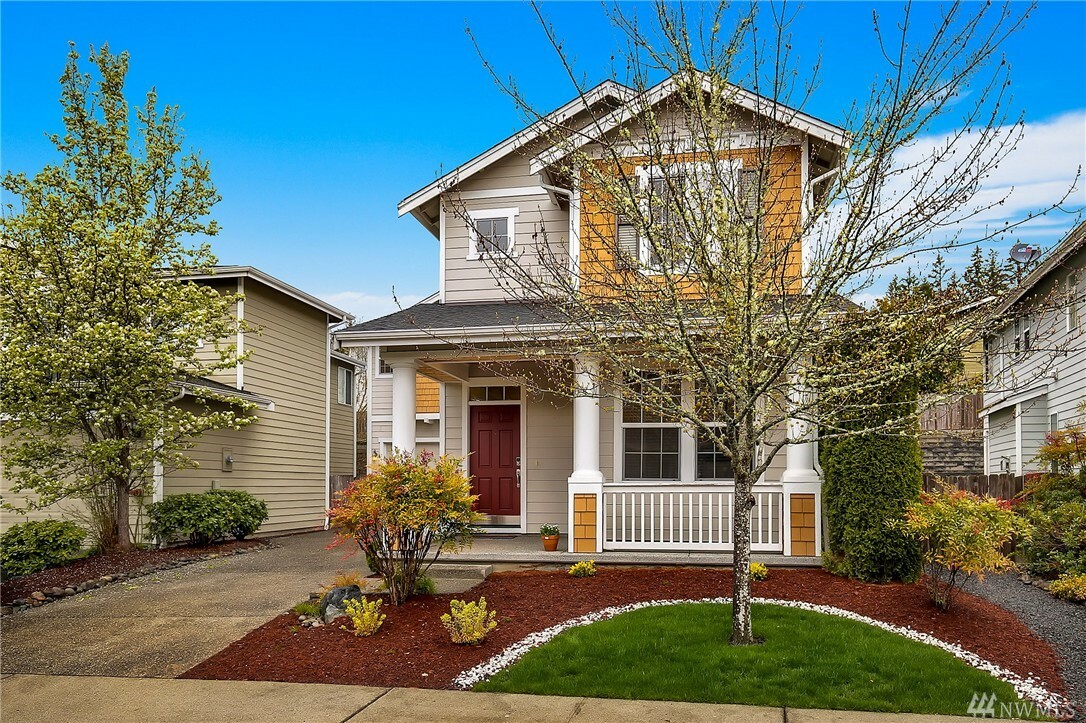 Property Photo: 24014 SE 22nd St WA 98075