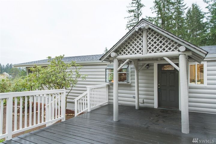 Property Photo: 15555 Sidney Road SW WA 98367