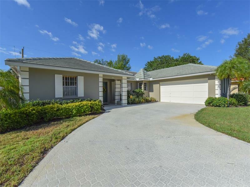 Property Photo: 1813 Mid Ocean Circle FL 34239