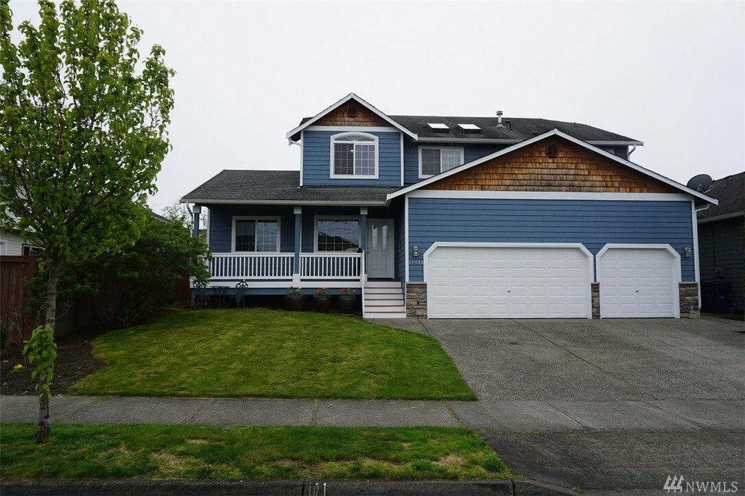 Property Photo:  17433 79th Dr NE  WA 98223 