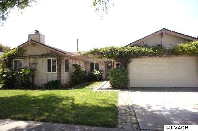 Property Photo:  205 N Y Place  CA 93436 