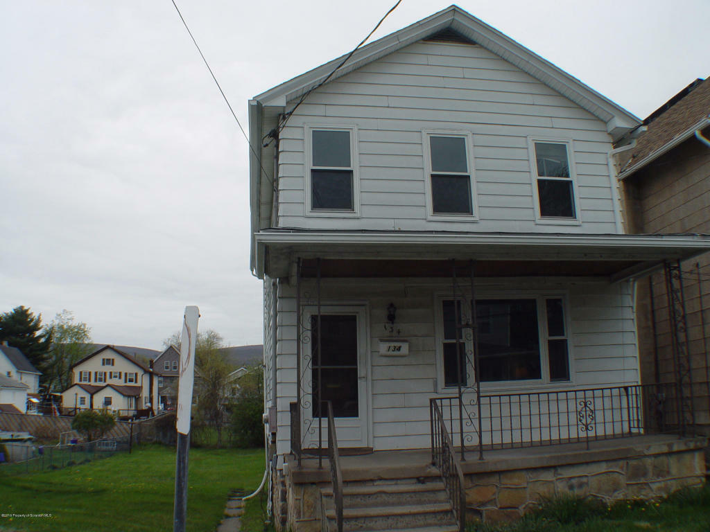 134 S Rebecca Avenue  Scranton PA 18503 photo