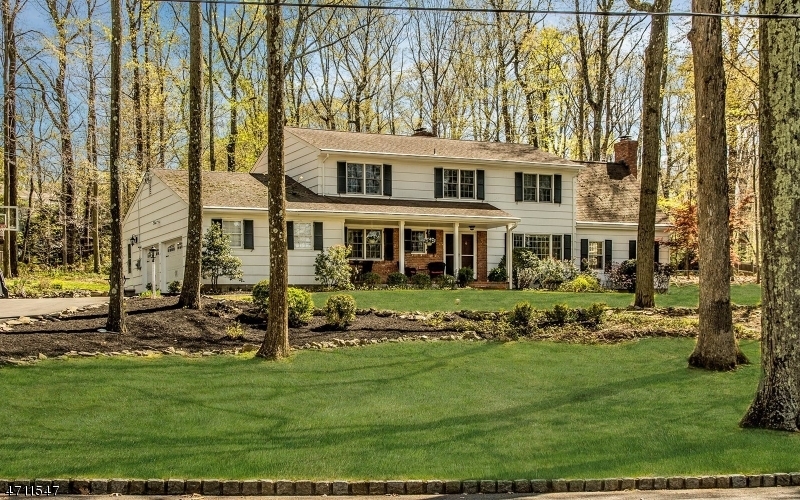 Property Photo:  20 Locust Dr  NJ 07924 