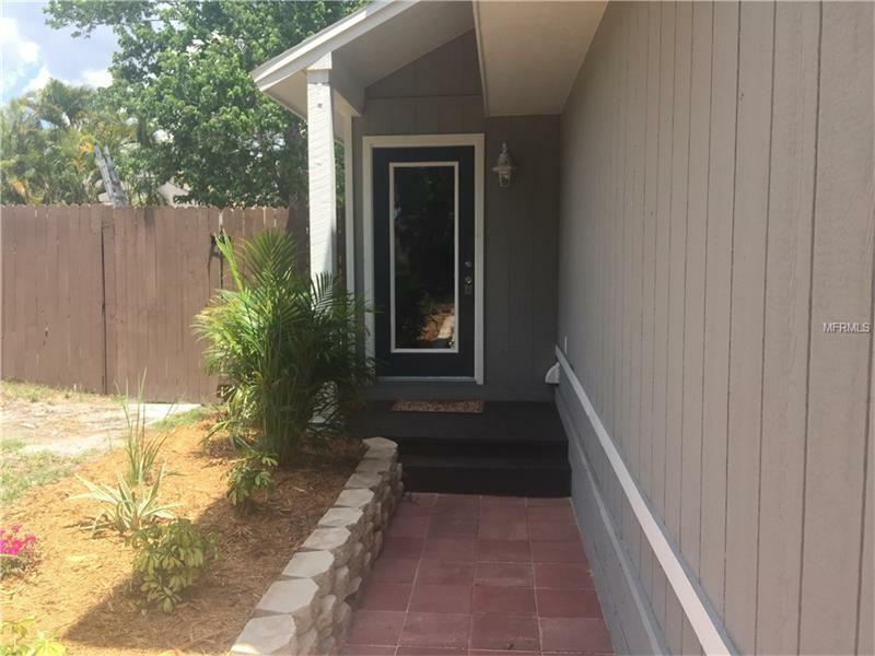 Property Photo:  5127 Moeller Avenue  FL 34233 