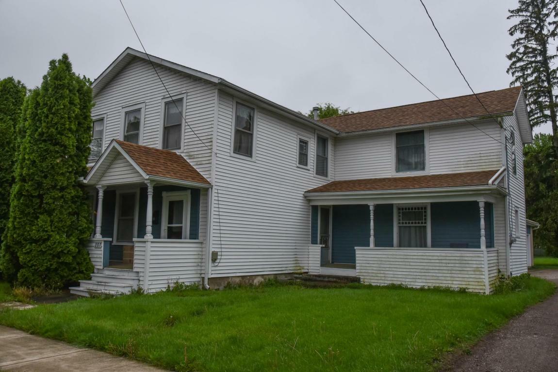 Property Photo: 207 E Main Street OH 43315
