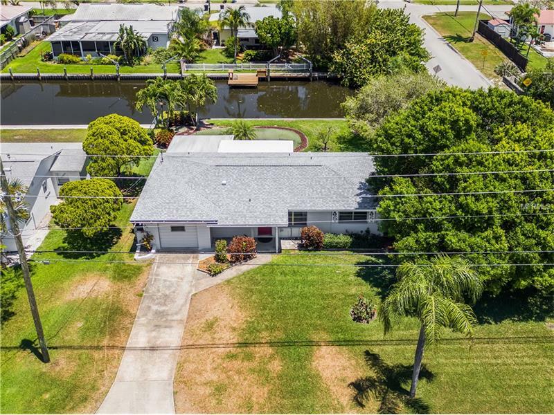 Property Photo:  9601 2nd Street N  FL 33702 