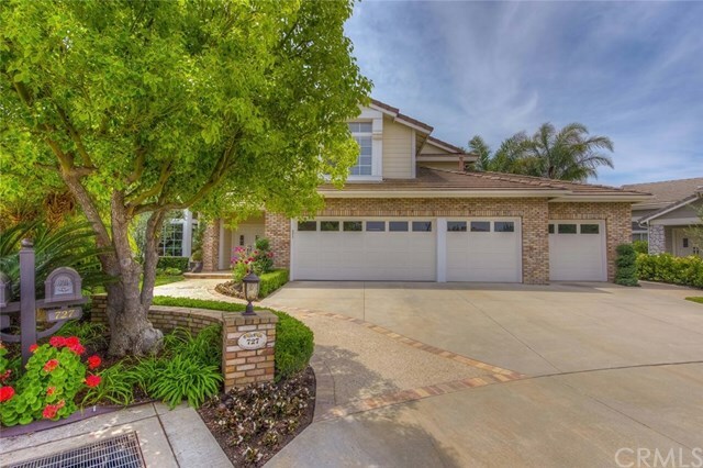 Property Photo:  727 S Heatherglen Circle  CA 92808 