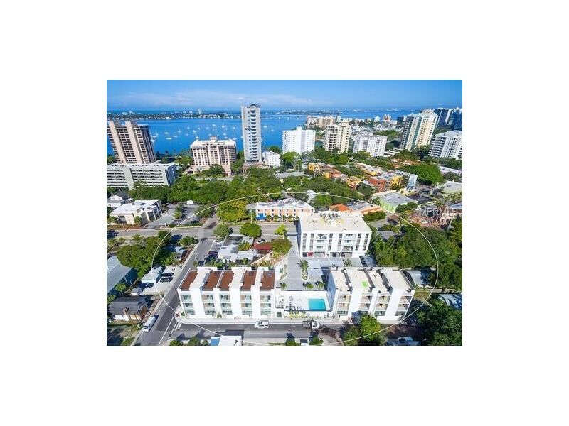 Property Photo: 614 S Rawls Avenue FL 34236