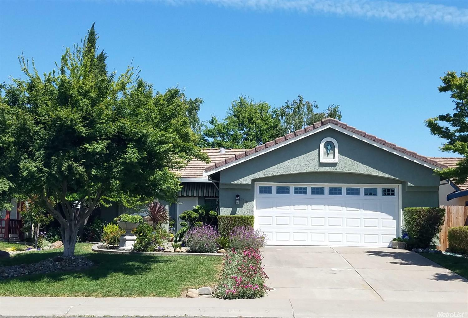 Property Photo:  8517 Montpelier Way  CA 95823 