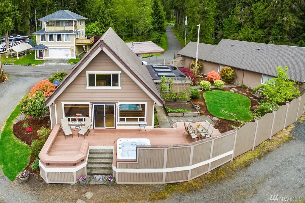 Property Photo:  23208 Gemmer Rd  WA 98290 
