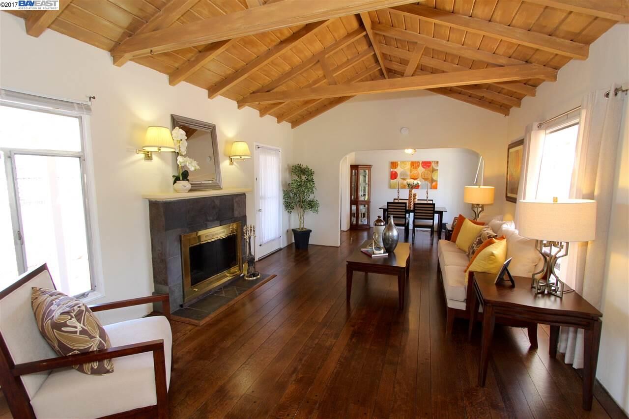 Property Photo:  1078 Broadmoor Blvd.  CA 94577-2144 