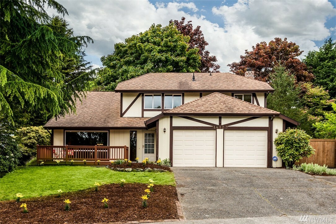 Property Photo: 14123 101st Place NE WA 98034