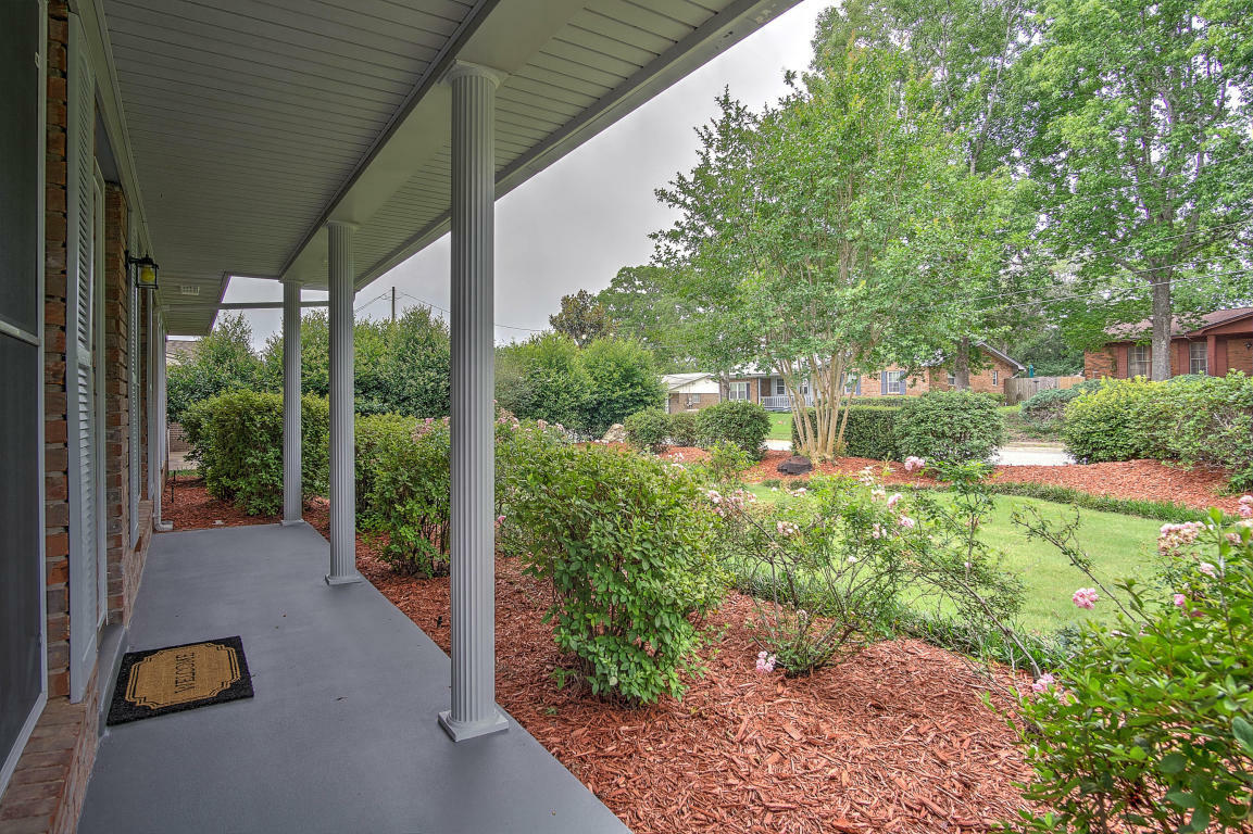 Property Photo:  145 Brewer Circle  FL 32569 