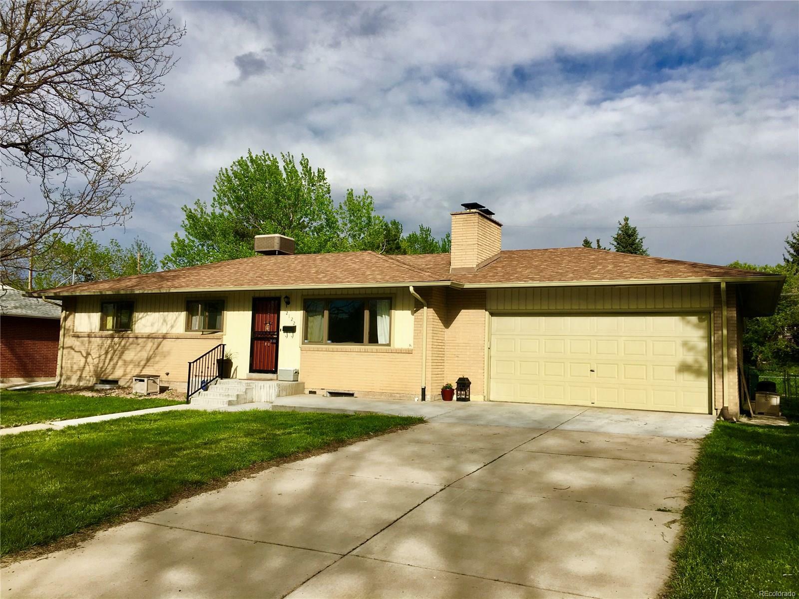 Property Photo: 2122 Beech Court CO 80401