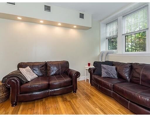 Property Photo: 10 Jamaicaway 1 MA 02130