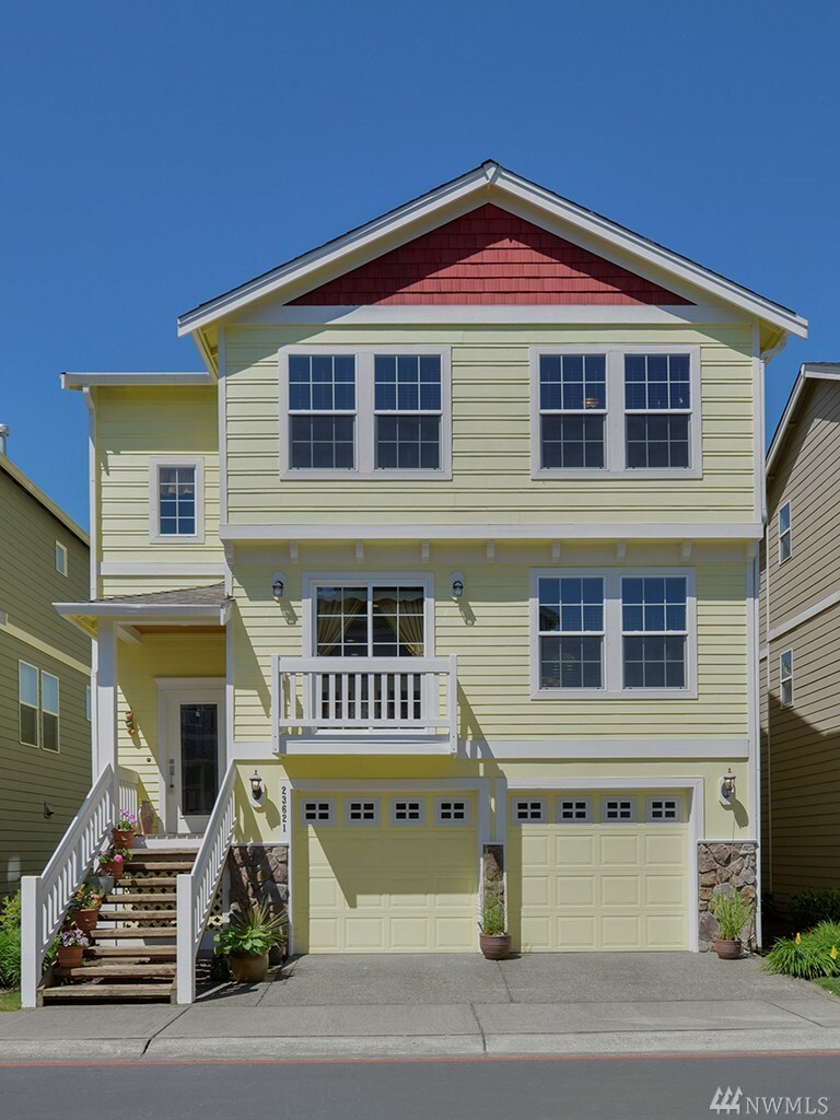 Property Photo: 23621 102nd Place SE WA 98031