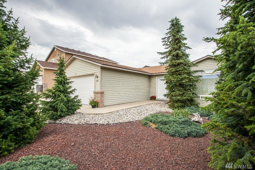Property Photo:  307 S Mary Lane  WA 98802 