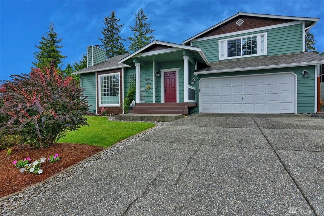 Property Photo:  10921 25th Street SE  WA 98258 