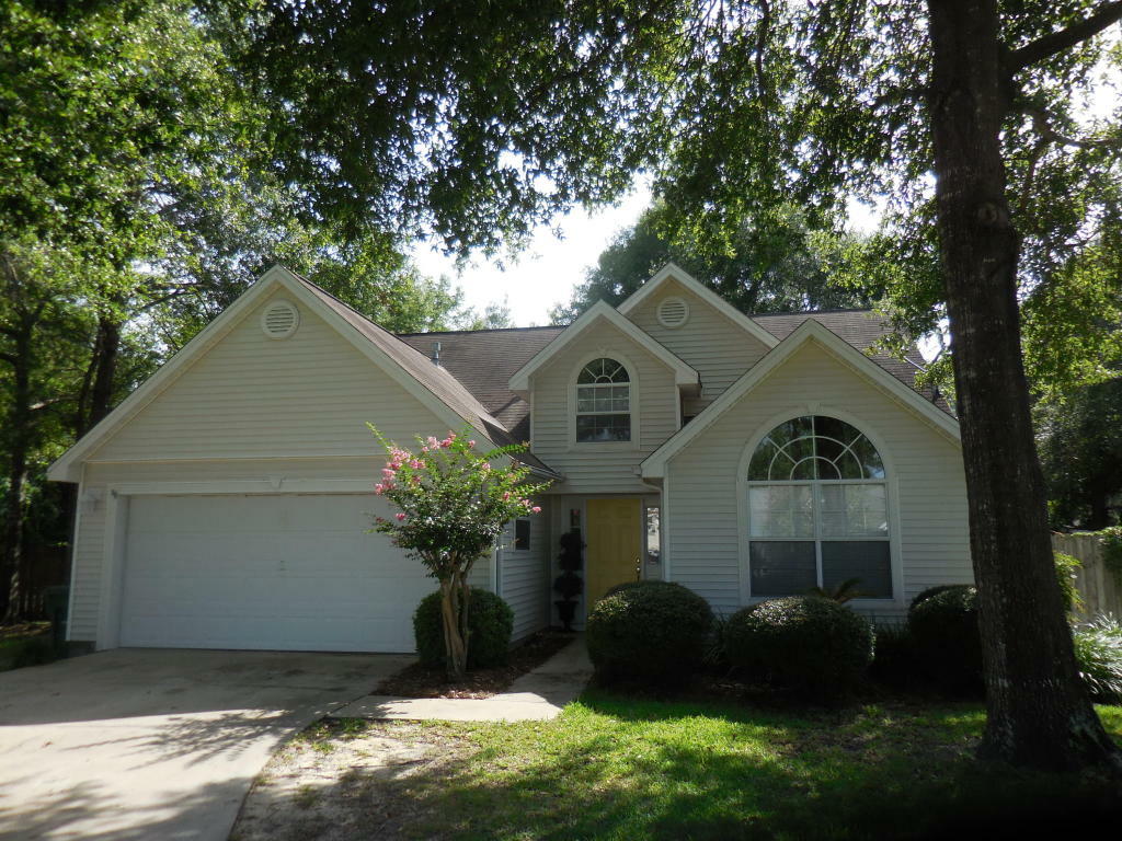 Property Photo:  1686 Glenwood Court  FL 32578 