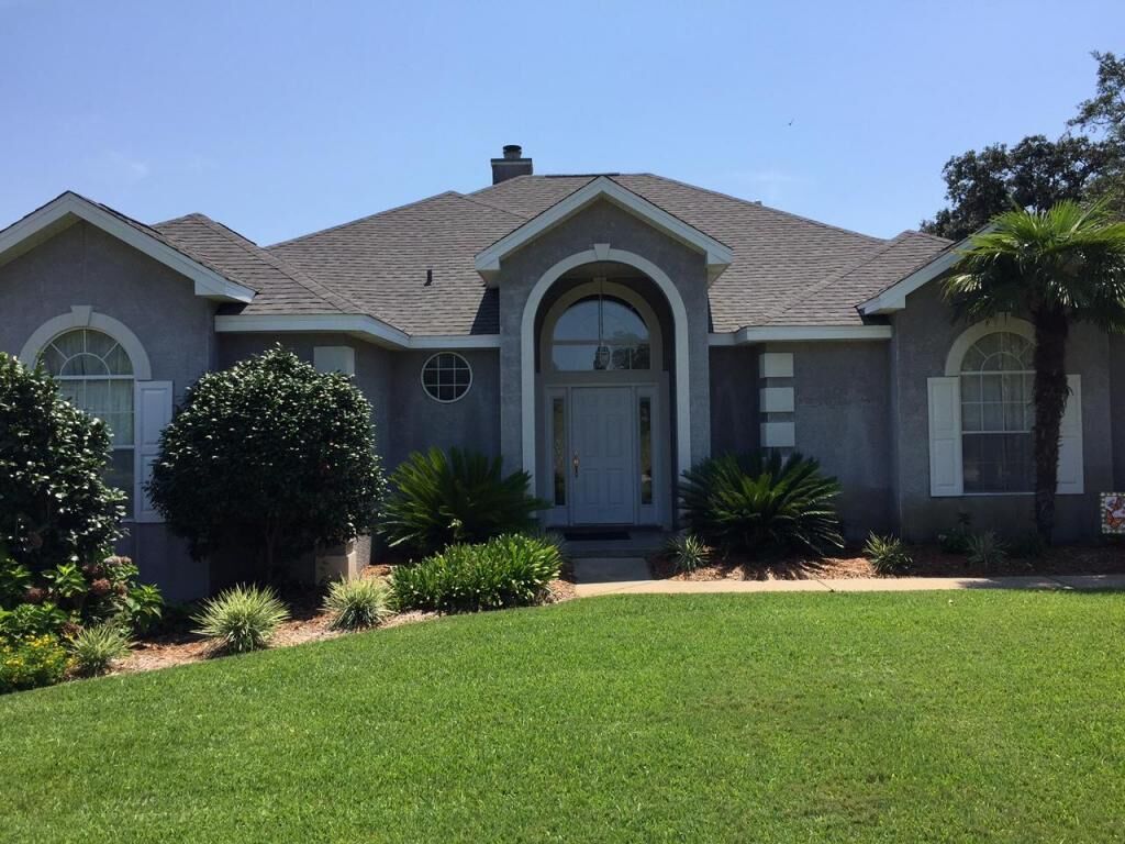 Property Photo: 913 The Masters Boulevard FL 32579