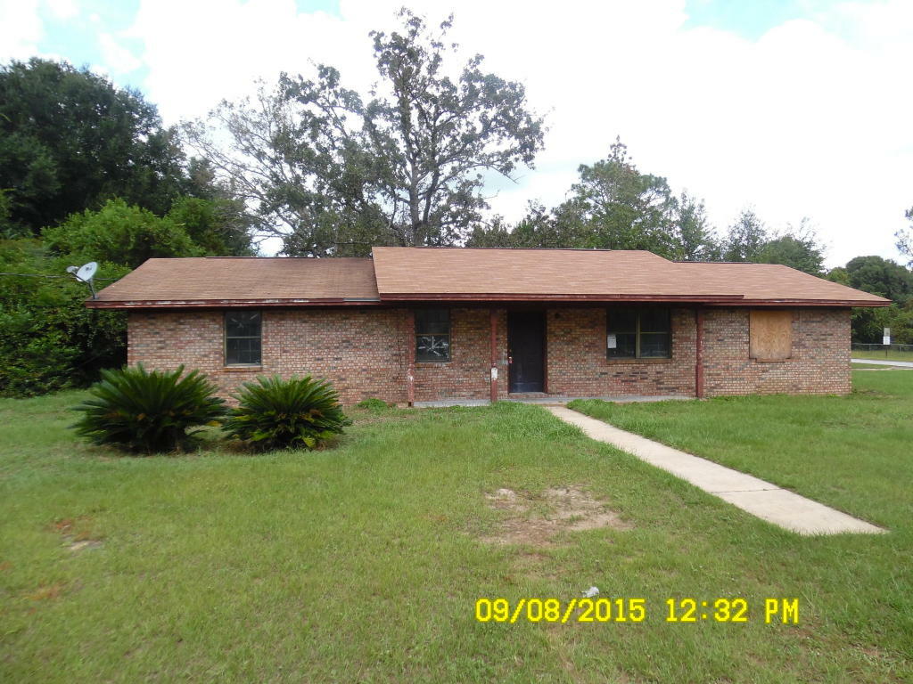 Property Photo:  2905 Orchidcrest Drive  FL 32539 