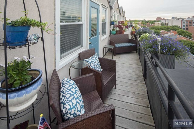 Property Photo:  341 Monmouth Street 405D  NJ 07302 