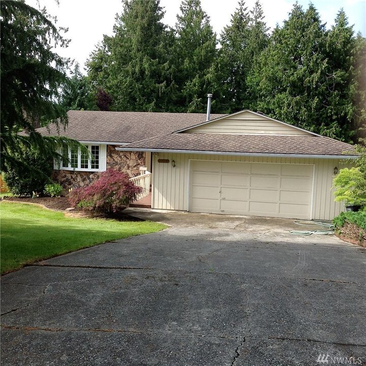 Property Photo: 3813 Apache Dr WA 98273