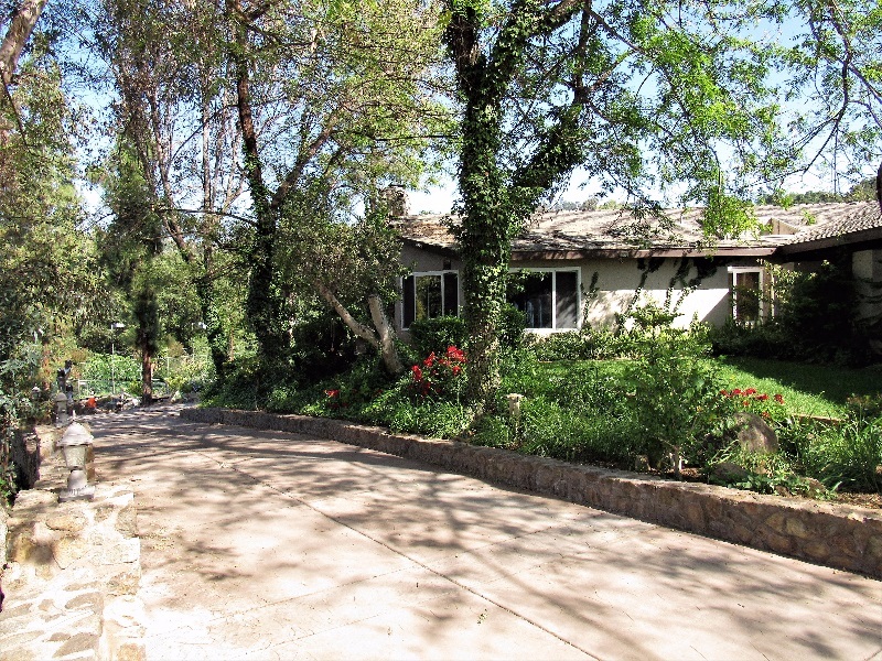 Property Photo:  770 S Grade Rd  CA 91901 