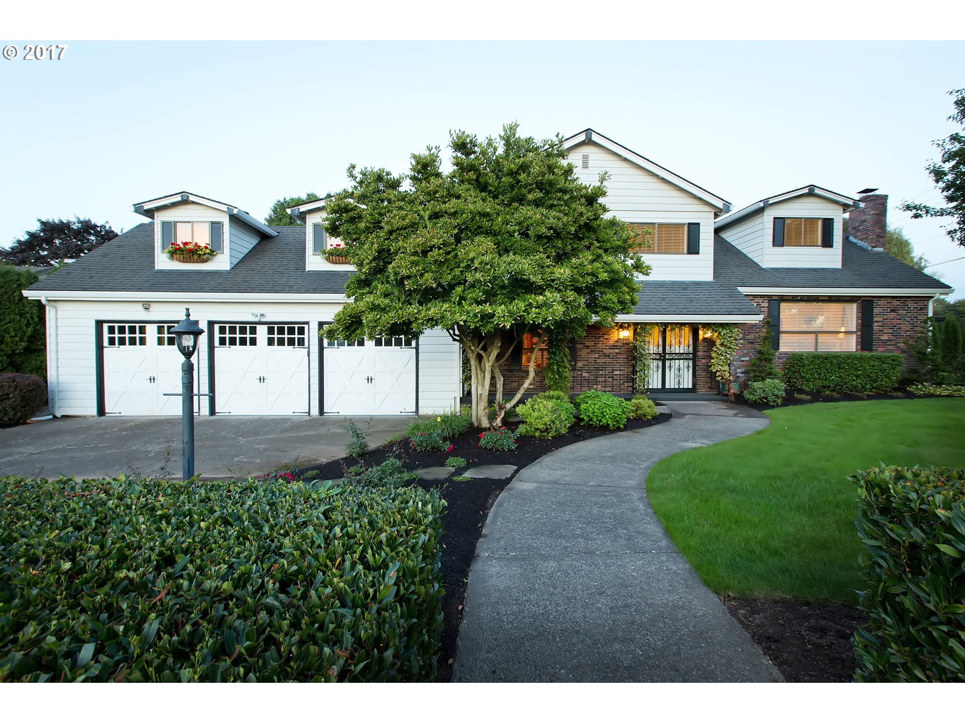 13501 NW 44th Ave  Vancouver WA 98665 photo