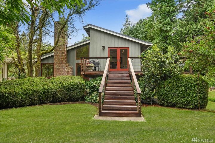 Property Photo: 15819 165th Place NE WA 98072