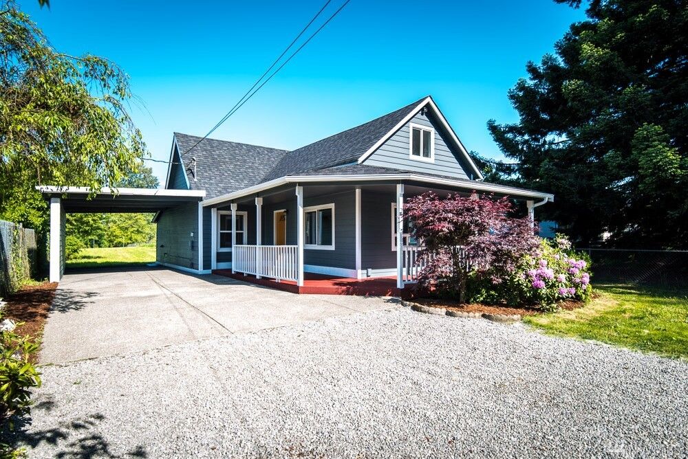 Property Photo: 7609 12th Ave E WA 98404