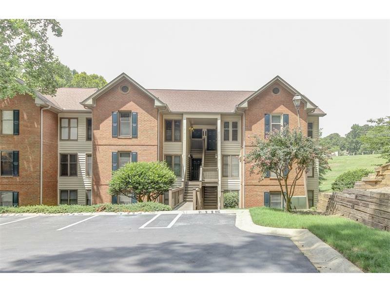 Property Photo: 1115 Garden Court 1115 30328