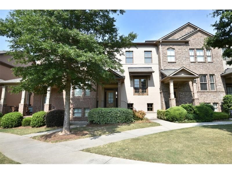 Property Photo:  3961 Savannah Square Street   30024 