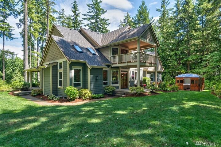 Property Photo:  5124 86th Ave NW  WA 98335 